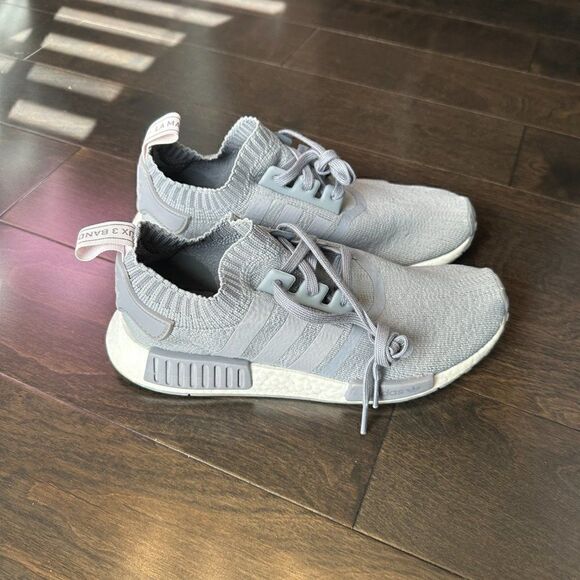 𝅺nwot Adidas Pure Boost Size 9.5, Light Grey - Picture 3 of 8